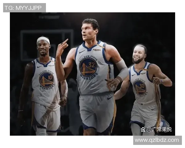 库里31分，勇士大胜爵士！一战有三大收成，佩顿和巴特勒功不可没